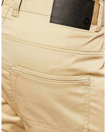 JACK & JONES BEŻOWE SPODENKI MĘSKIE SZTYWNE ŚLISKIE